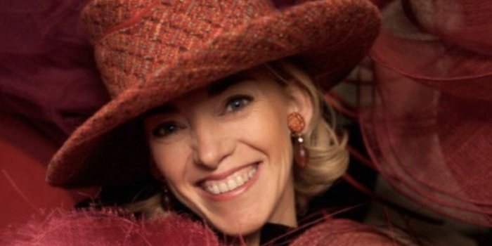 Visites culturelles - À la découverte des ateliers de Fabienne Delvigne, accessoiriste d'élégance &#127913; &#128081; &#127913; !!