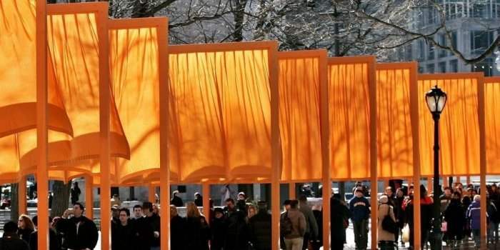CHRISTO ET JEANNE- CLAUDE — URBAN PROJETS 
