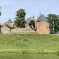 Randonnée périurbaine en terre flamande : la route des châteaux